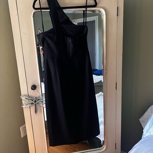 Elegant Black One-Shoulder Dress